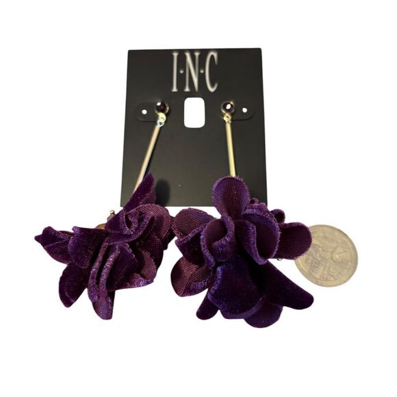 Striking INC Purple Floral Fabric Drop Earrings - Picture 6 of 6